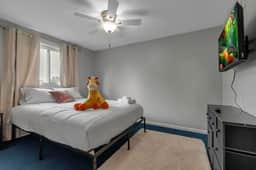 *Family Fun*Pool*Central*Airport
