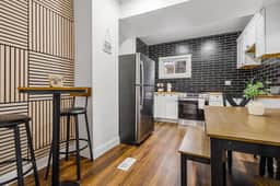 Family Friendly 4B 2BA close to the falls