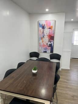 Updated 4BR Near Niagara Falls | Smart Value Stay