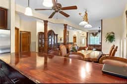 Very Spacious 4 Bedroom & 4 baths Niagara Falls