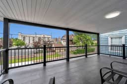 Walk to Falls l Huge l 6 BDRM l 3.5 Bath l Remodel
