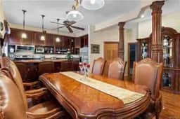 Very Spacious 4 Bedroom & 4 baths Niagara Falls
