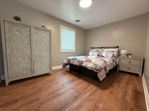 *Riverview*Walk to Falls*Newly Renovated*4 BDRMS*