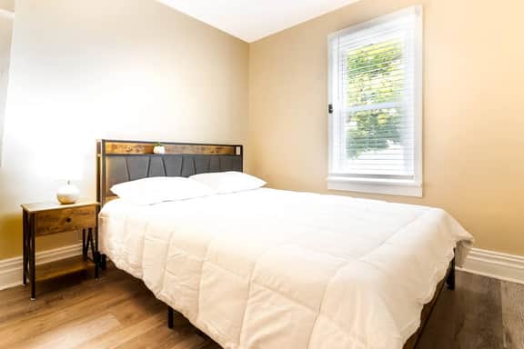 The Green Willow- 2BR 1 Bath near the falls